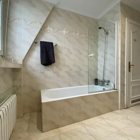 Olatu Haundia Donostian * Saint-Sébastien